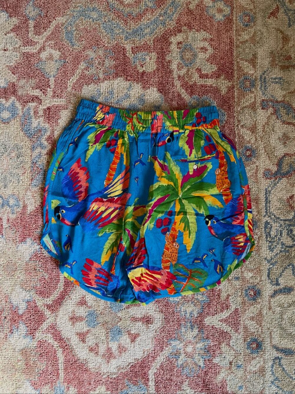 Farm Rio Sunny Day Unisex Shorts — Size M — Tropical Linen Blend - Picture 4 of 7